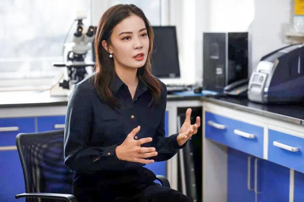 女科学家弃美回国造福亿万人,患癌女博士赴美治疗花光所有积蓄