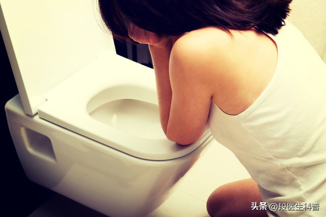 恶心呕吐一定是胃癌吗,胃突然很恶心呕吐怎么回事