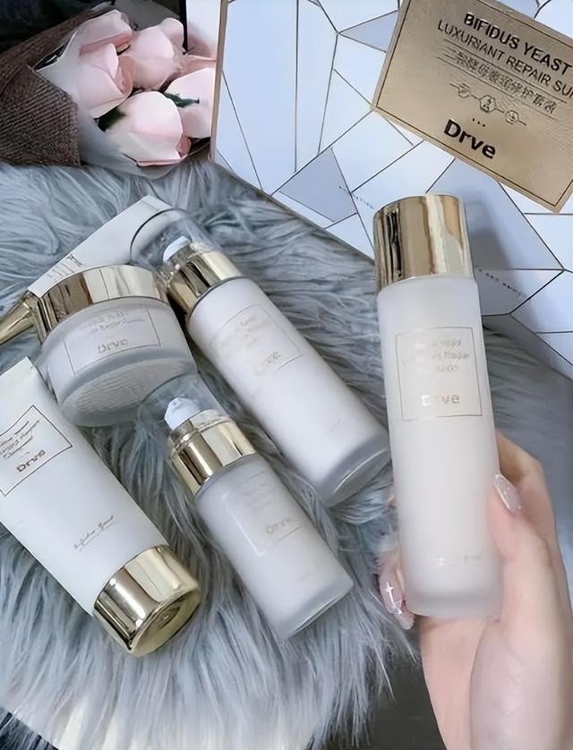 国货护肤品水乳推荐前十名保湿,国货护肤品推荐前十名水乳排行榜