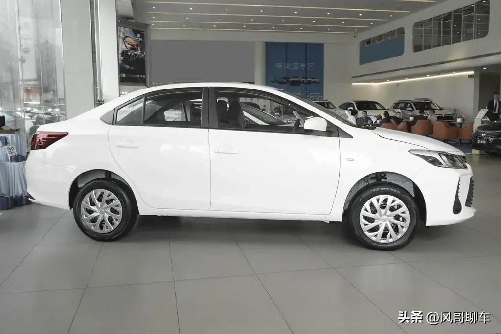 丰田6万以内的车哪个最省油,威驰和桑塔纳谁省油耐用