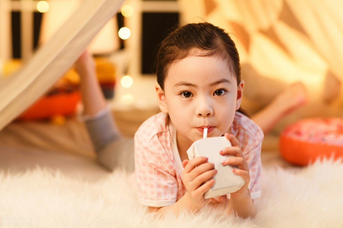 你的孩子不和你沟通,孩子优秀却不合群怎么办