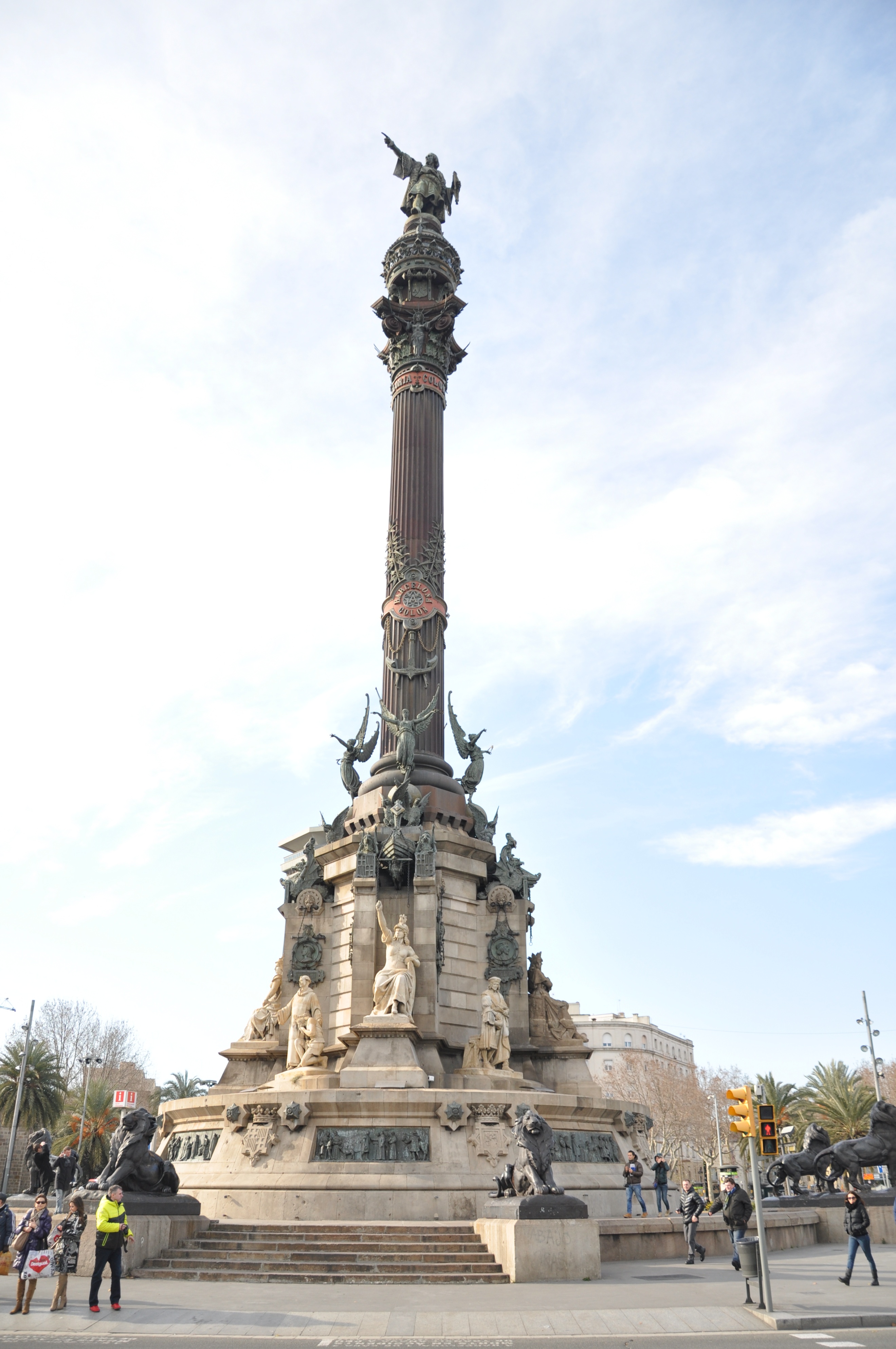 巴塞罗那圣家堂高迪,巴塞罗那高迪的作品