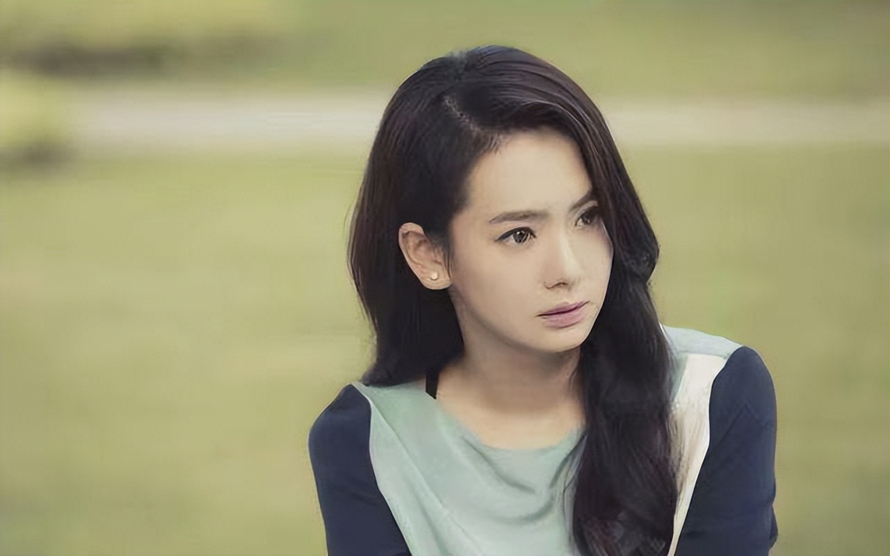 十位女明星卸妆后的样子谁最好看,素颜出镜的女明星