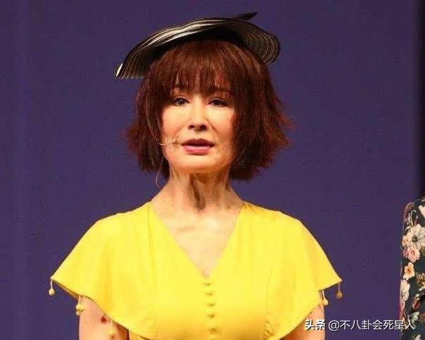 颈纹越来越多越来越显老怎么办,顽固又显老的颈纹