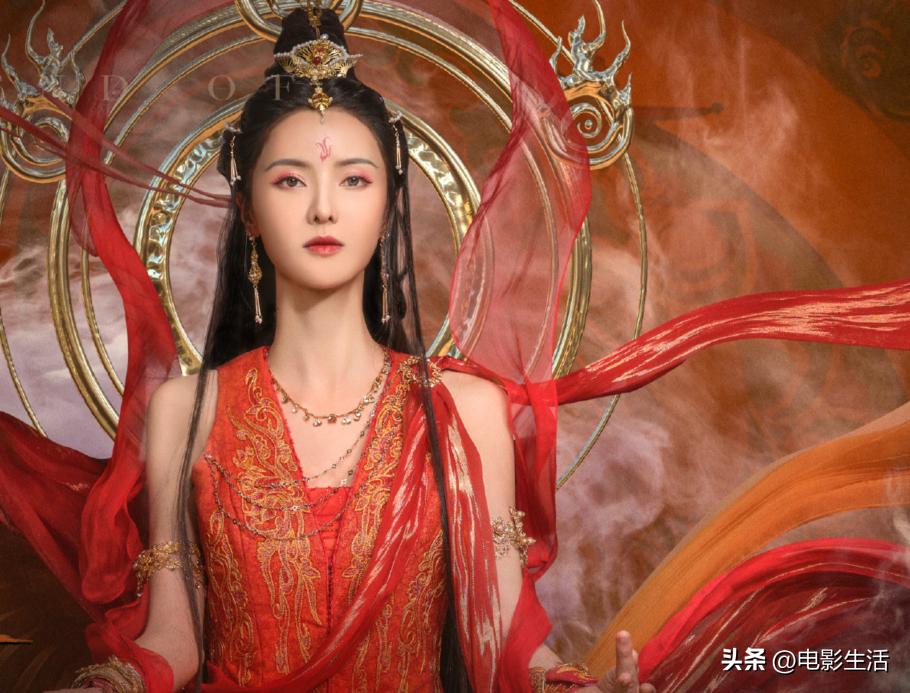 长月烬明中陈都灵演的三个角色,长月烬明陈都灵和孙珍妮同框