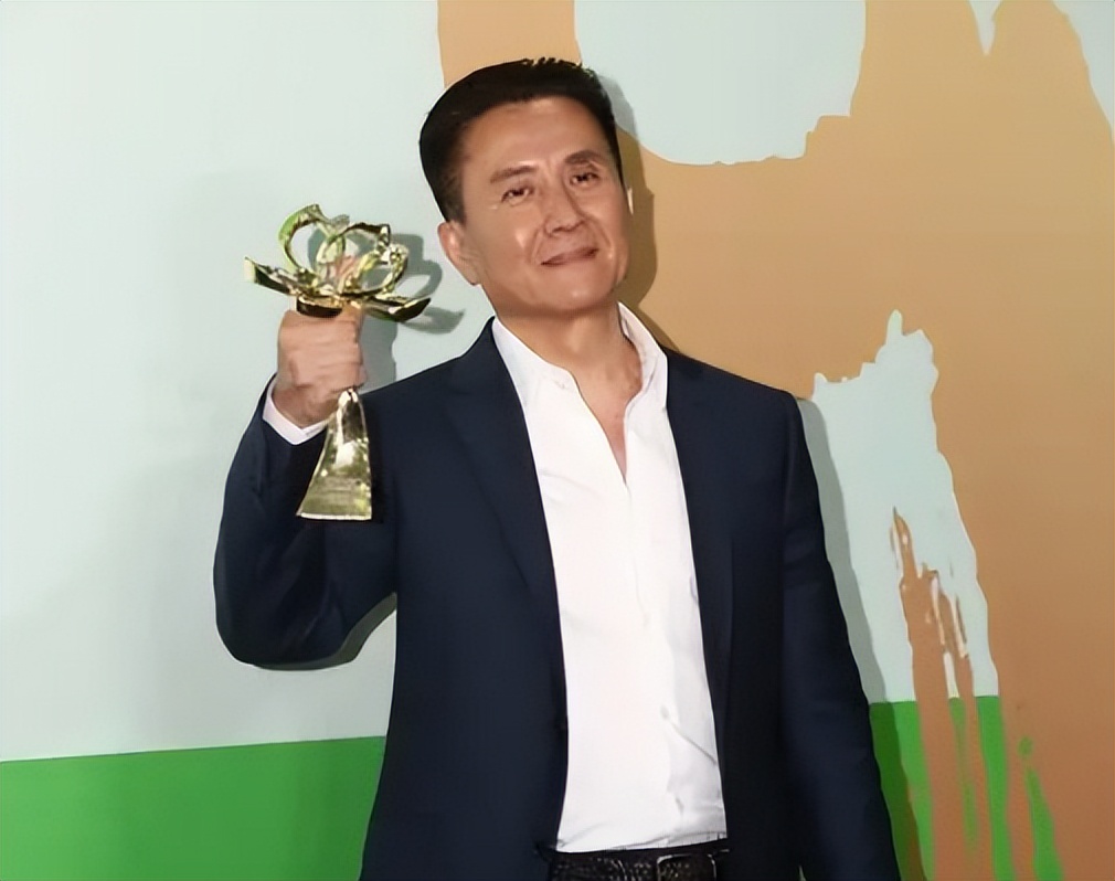 白玉兰奖谁点评张译和张颂文,白玉兰为啥没有张颂文