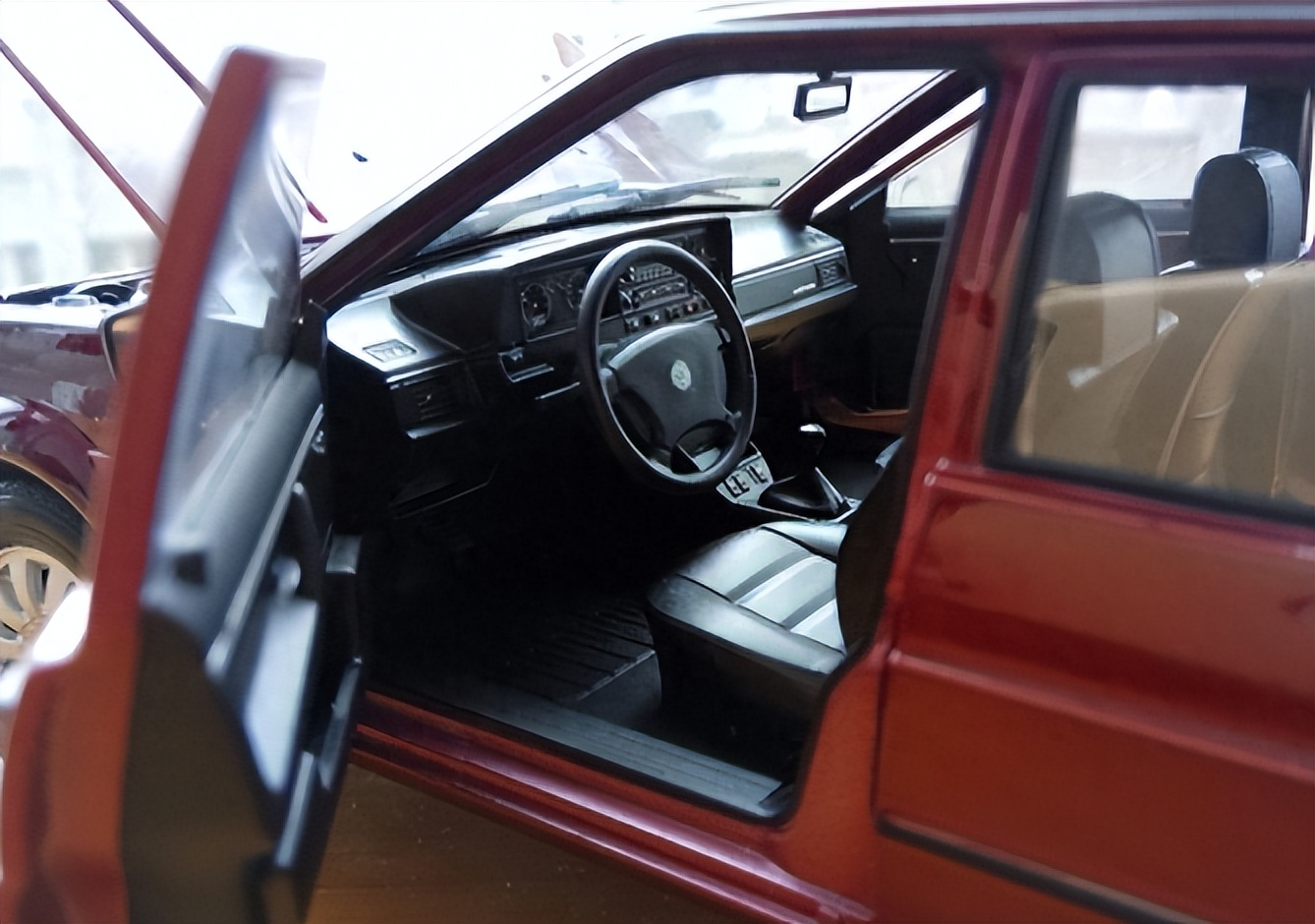 引进大众桑塔纳时的定价,桑塔纳德方最初定价