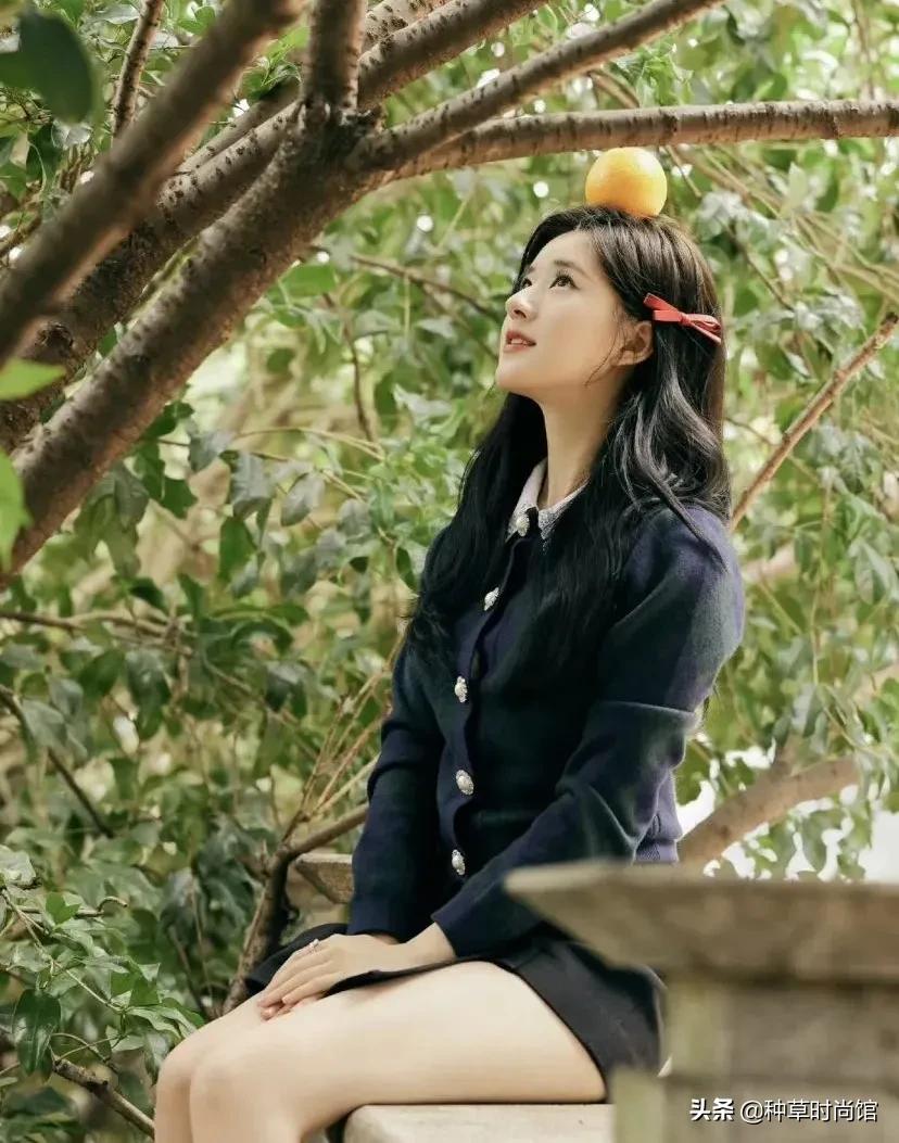 4种不同风格的春季穿搭示范,4种风格20套冬日穿搭照着穿就对了