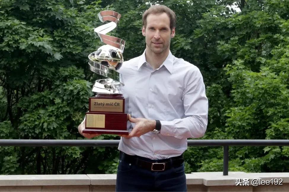 捷克门神切赫,坦克兵切赫的视频