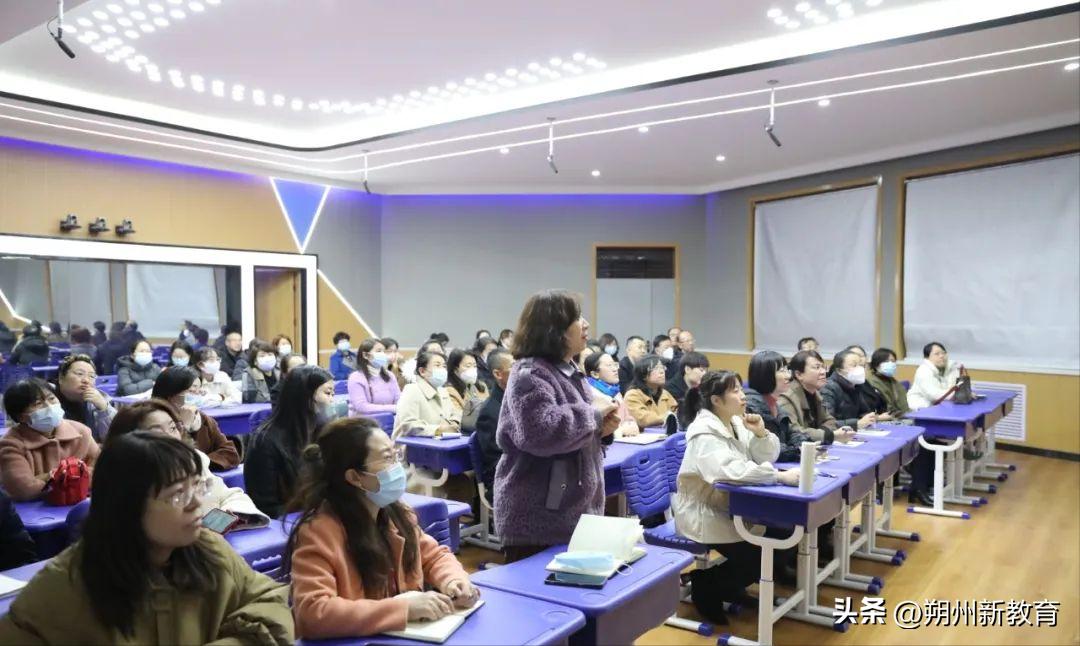 北部校区开展希沃白板培训活动,开展希沃白板培训做好教育先行者