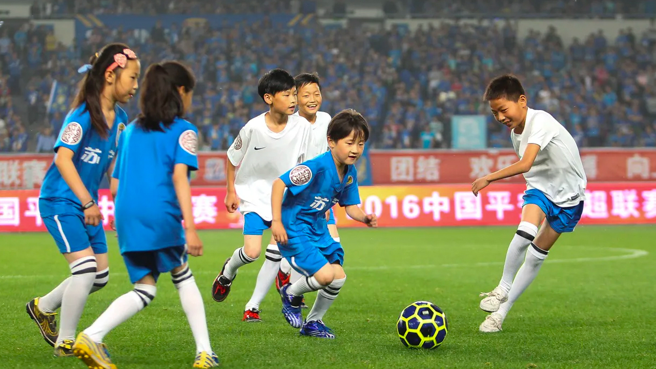 身高矮的脚大说明能长高吗,脚大长高吗