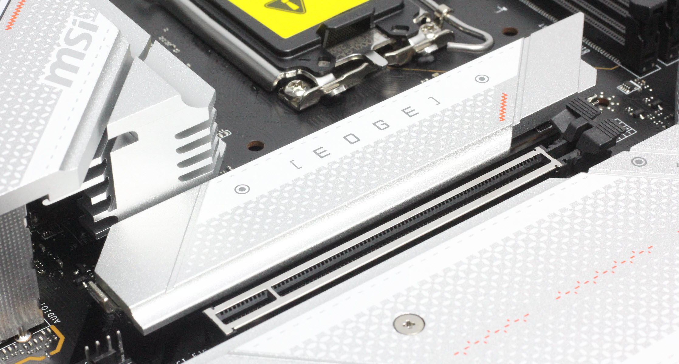 ddr56000对游戏有提升吗,七彩虹战斧赤焰ddr5