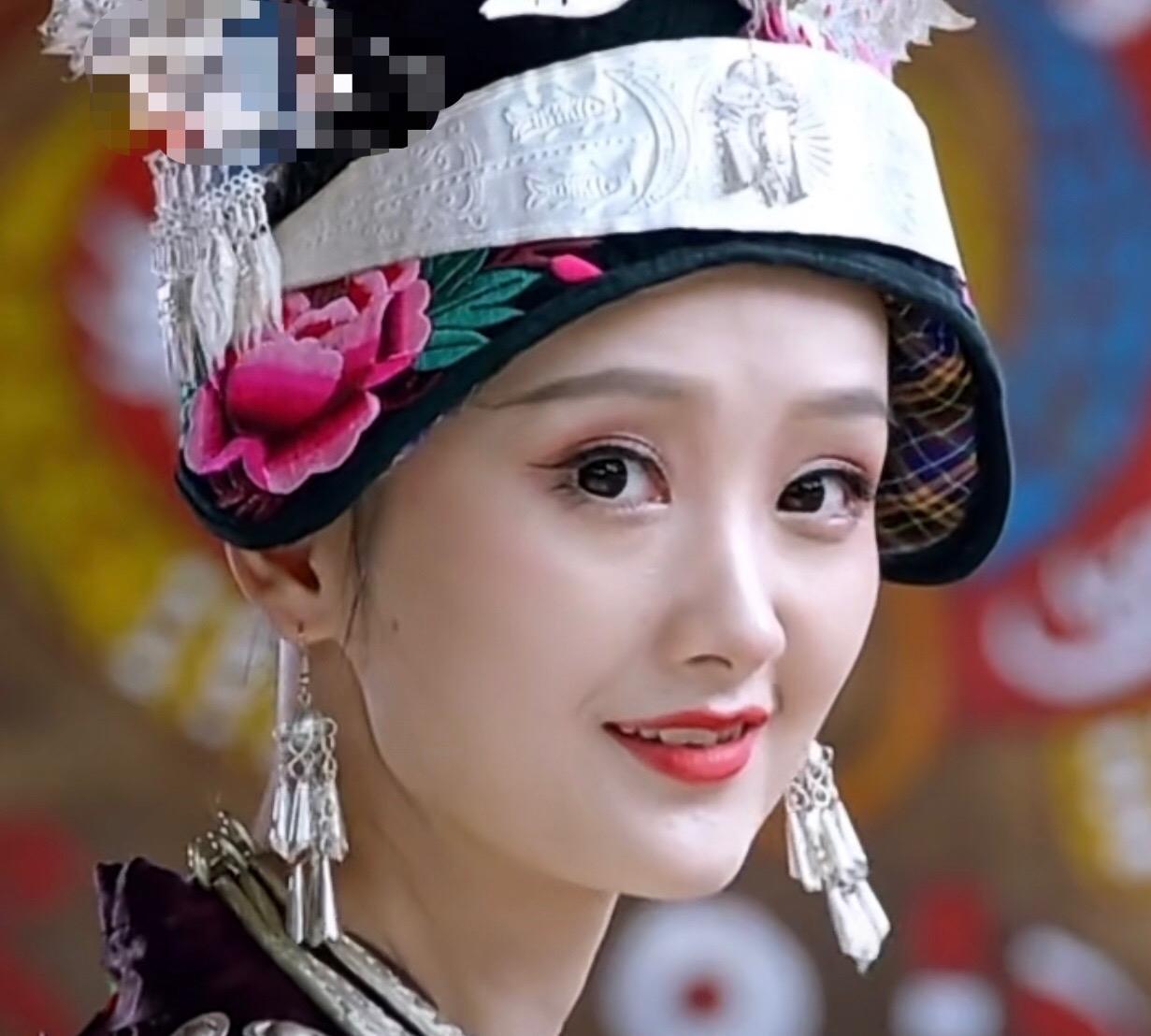 贵州千户苗寨大妈跳舞,贵州千户苗寨真实视频