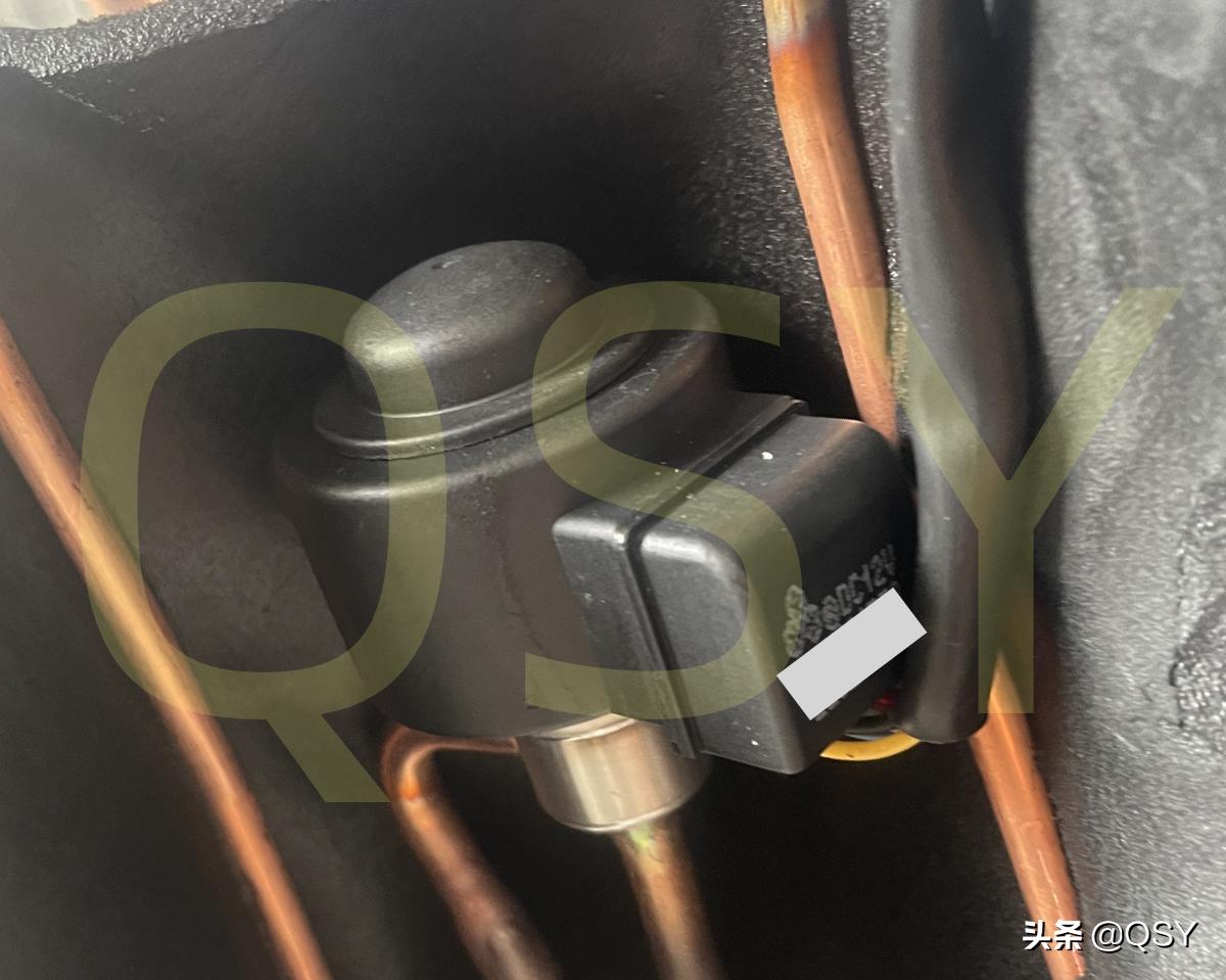 美的旋耀空调2021年款怎么拆滤网,美的空调旋耀xt2001外机拆解视频