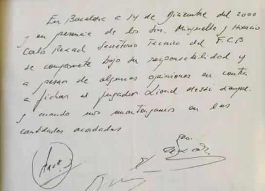 梅西致敬生命中最爱的两位女人,梅西球王真实感人故事