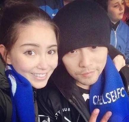 周杰伦踢足球怎么样了,周杰伦被罚跪搓衣板视频