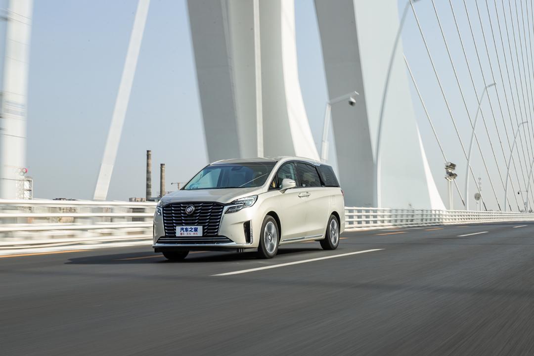 gl8不输气场,23款别克gl8实车感受