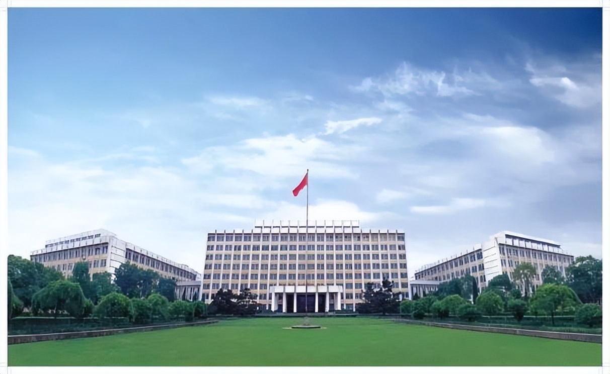 湖北高校新生人数,湖北高校新生数据