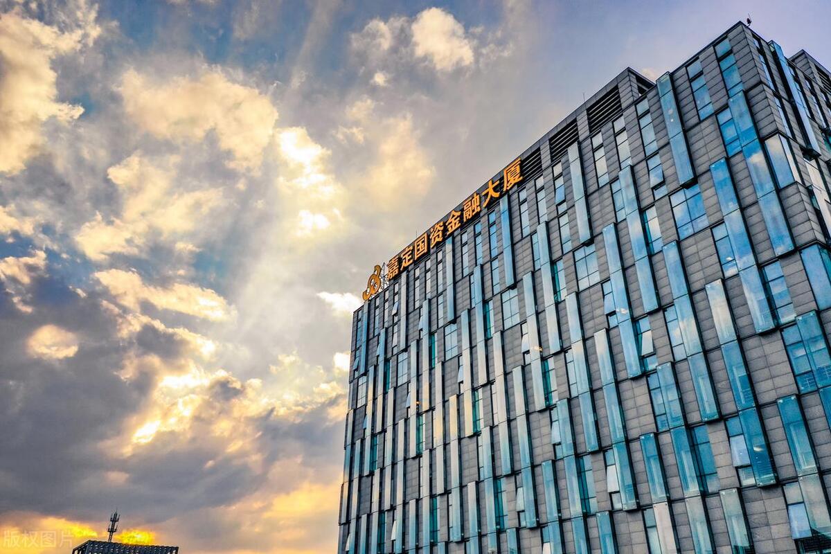 城中村改造是小房地产的机会吗,城中村改造龙头股龙光集团