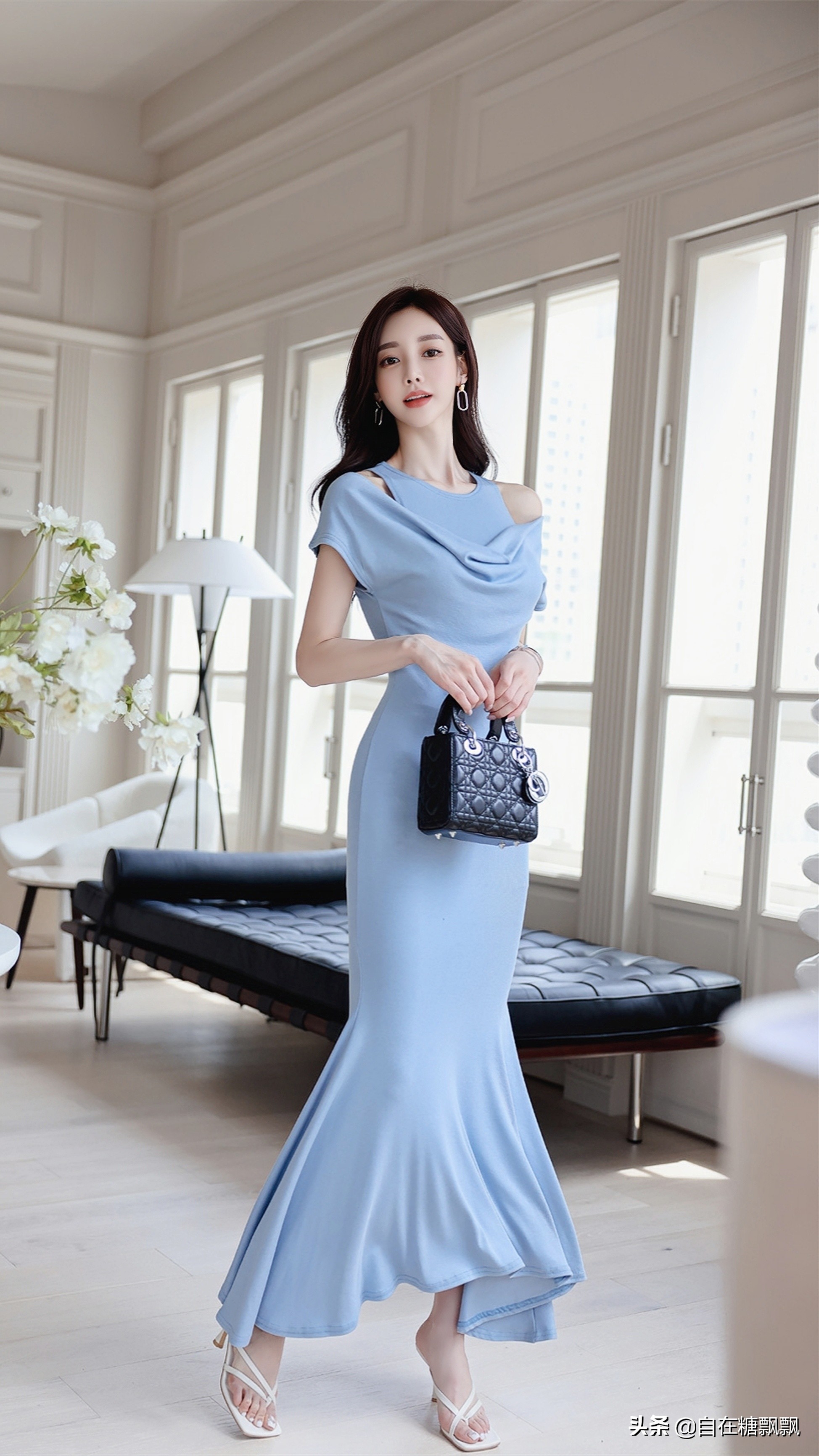 孙允珠米黄色长裙,孙允珠黄色长裙