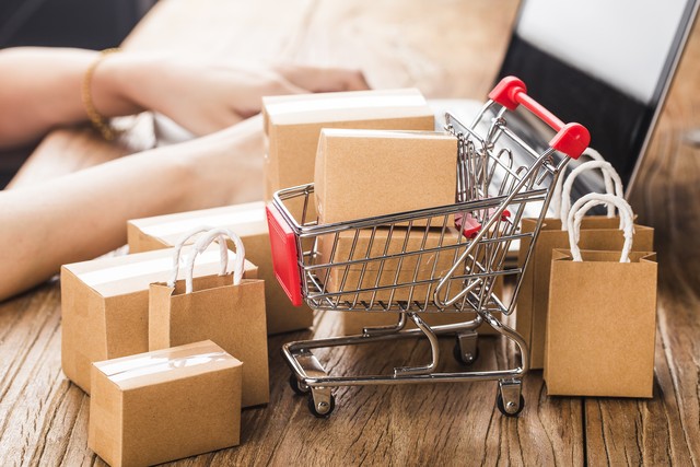 网购同一款商品质量不一样,网购同样的东西为什么价格不一样