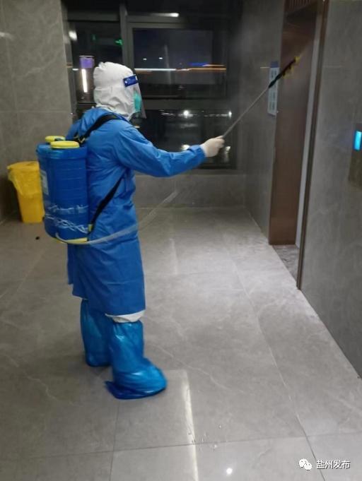 我在抗疫一线入党申请书怎么写,结合十九大和抗疫入党转正申请书