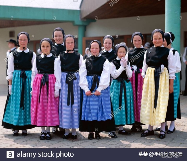 法国民族服装,法国和沙俄军服