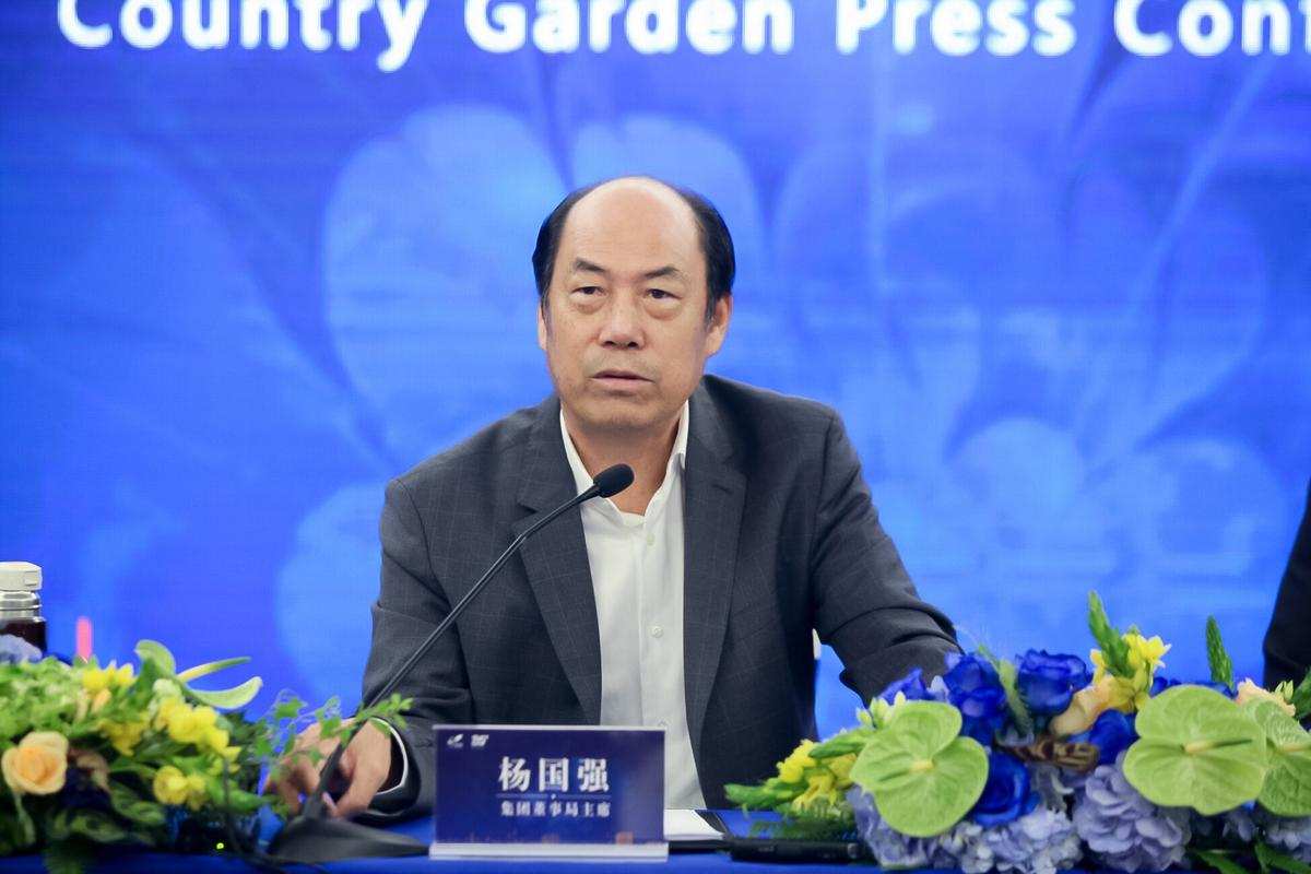 穷小子逆袭一举成为百万富翁,穷小子逆袭变亿万富翁结局