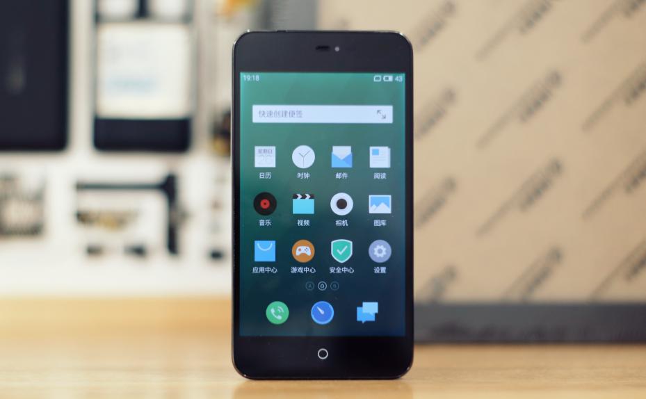 历代iphone价格最高的,初代iphone拍出13.3万美元