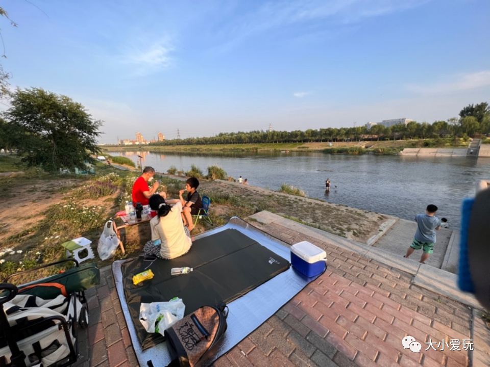 滨河公园带娃玩水,推荐一个好地方滨河公园