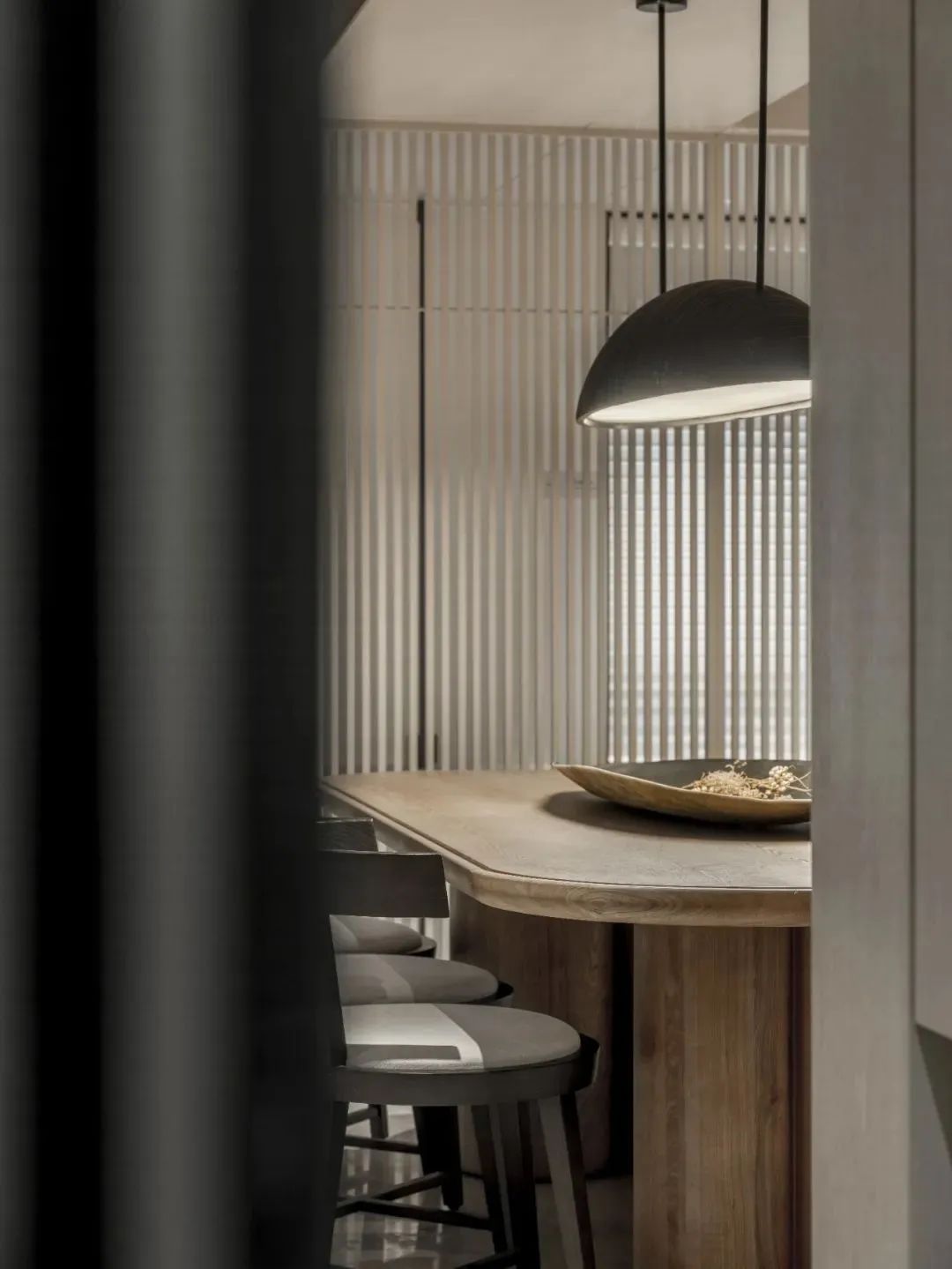 意式极简叠墅轻奢高级感,现代极简主义叠墅