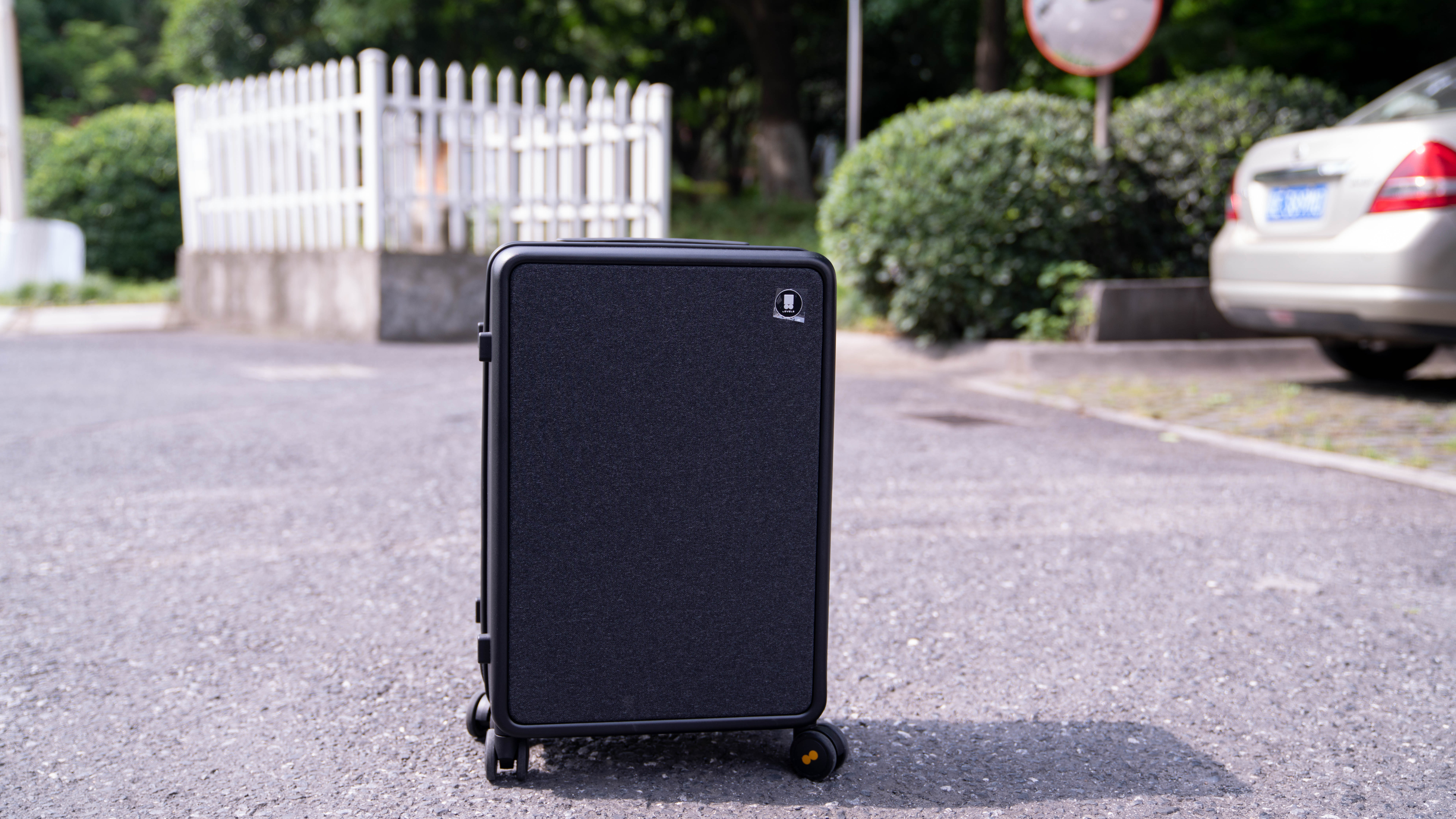 高品质行李箱地平线8号,地平线8号城市脉搏行李箱价格