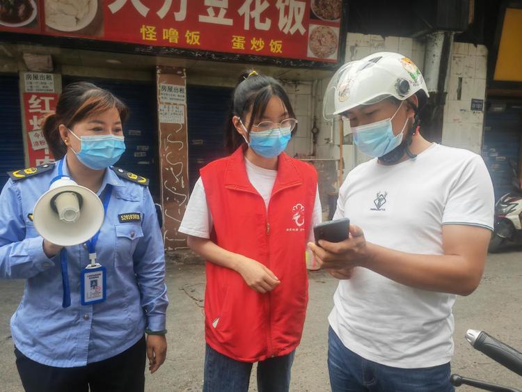 抗疫志愿者母女,疫情志愿者母女