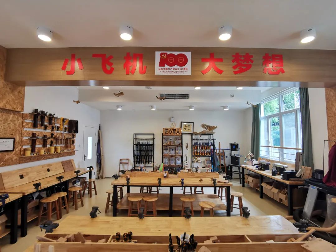 2018年小学一年级招生范围,师上学校小学部招生电话