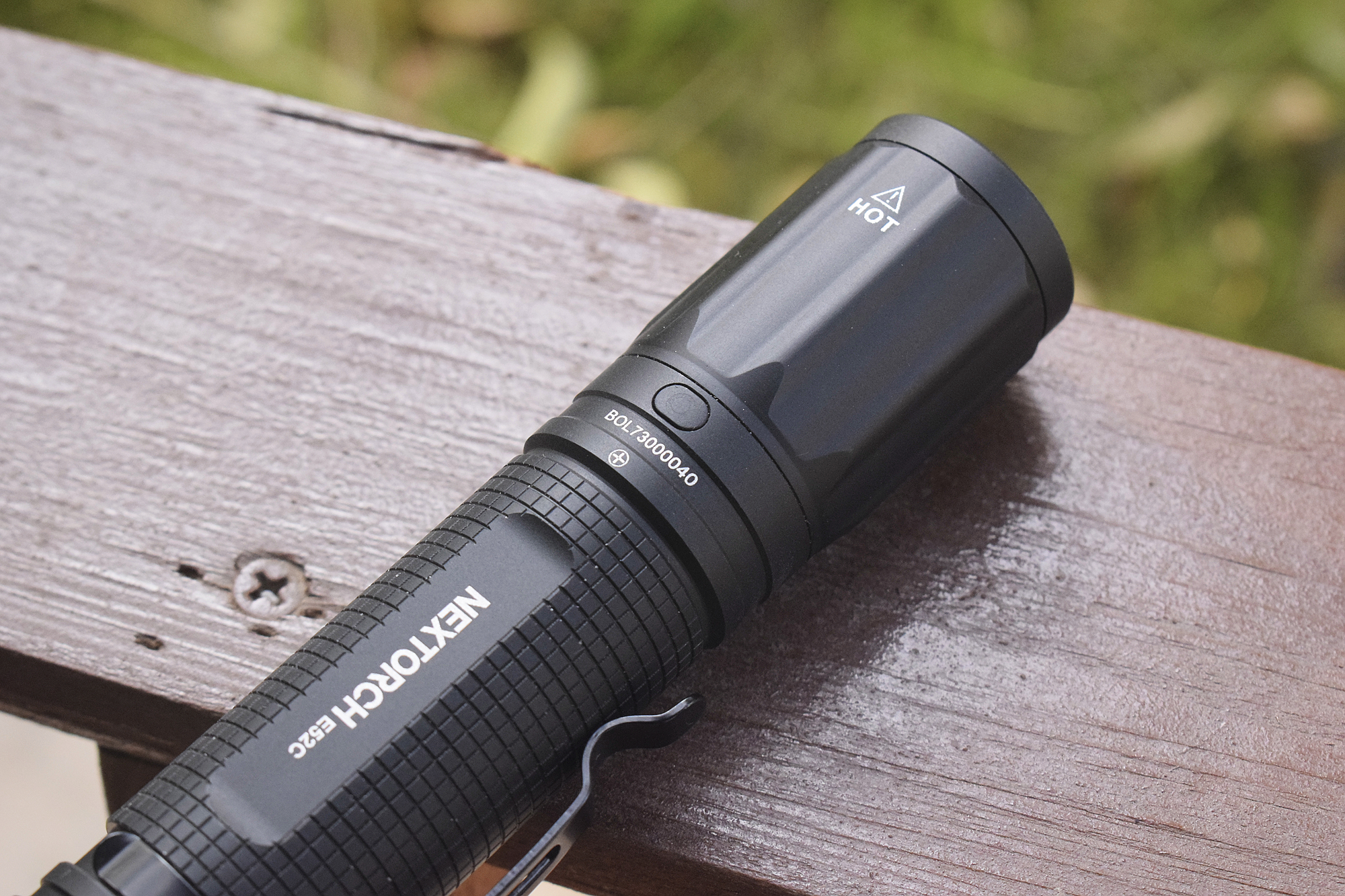 纳丽德e52c手电测评,纳丽德e52手电