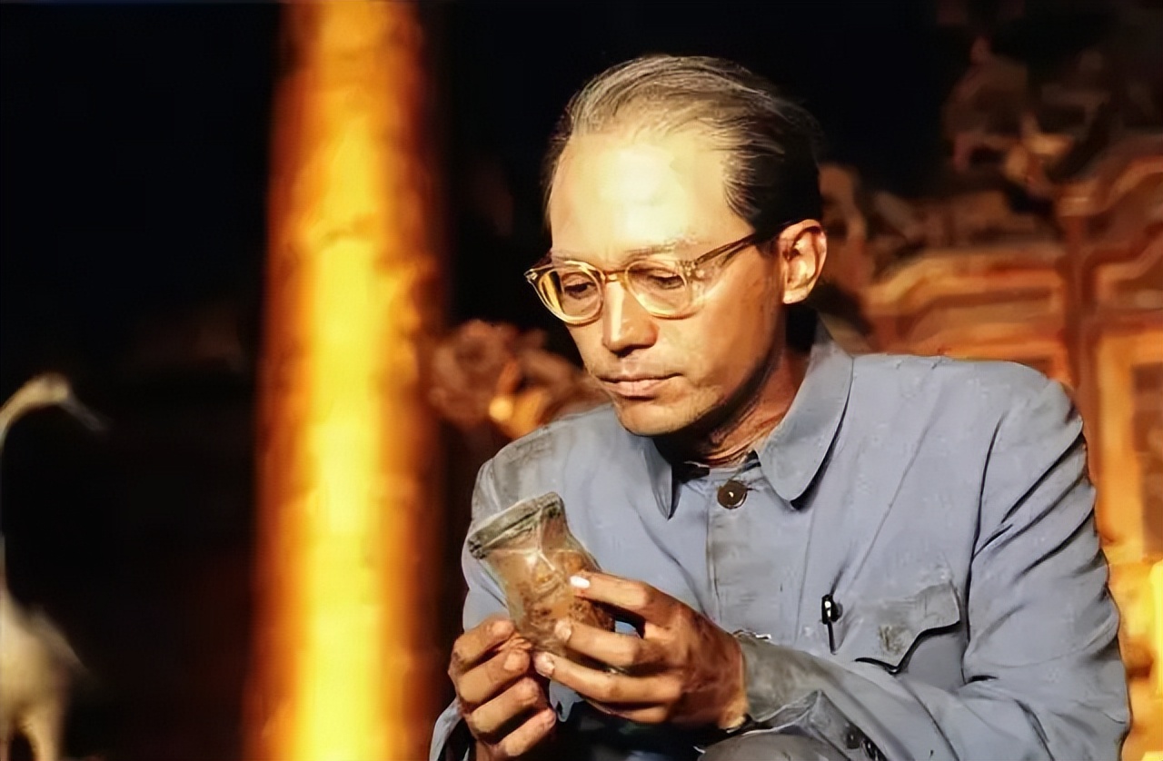 溥仪：从皇帝到普通人，一个传统文化与现代文明相互碰撞的故事