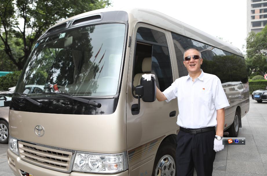 好人老万和他的车班弟兄们