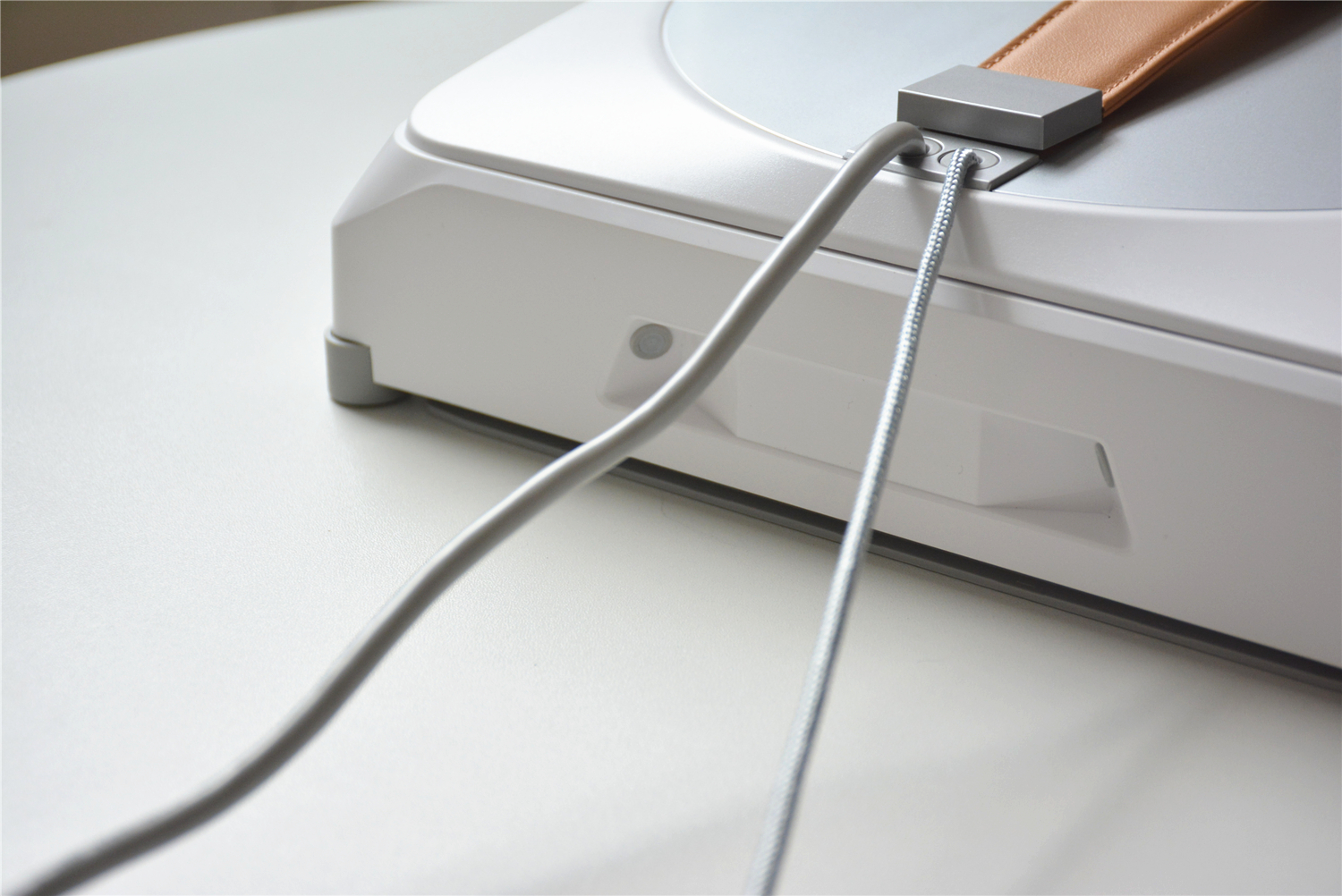 科沃斯擦窗教程,双向自动喷水擦玻璃