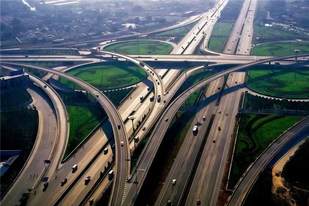 都在指望内循环救经济，但现实却是，老百姓可能已经拉不动内需了