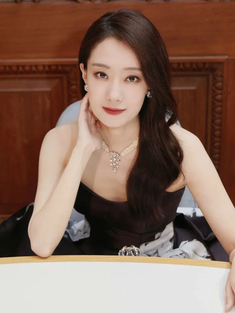 不一定斩男但是一定斩女！get斩女小技巧，有效提升同性缘