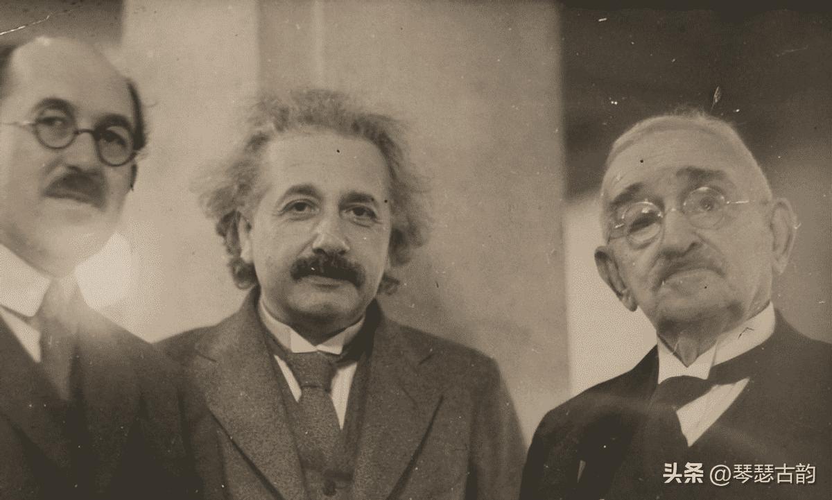 日军当着国军的面杀俘虏,日军侵华兽行