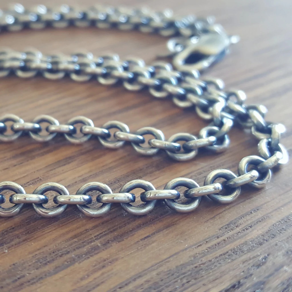 肖邦链对比o型链哪个百搭,玫瑰金肖邦链和o型链哪个好