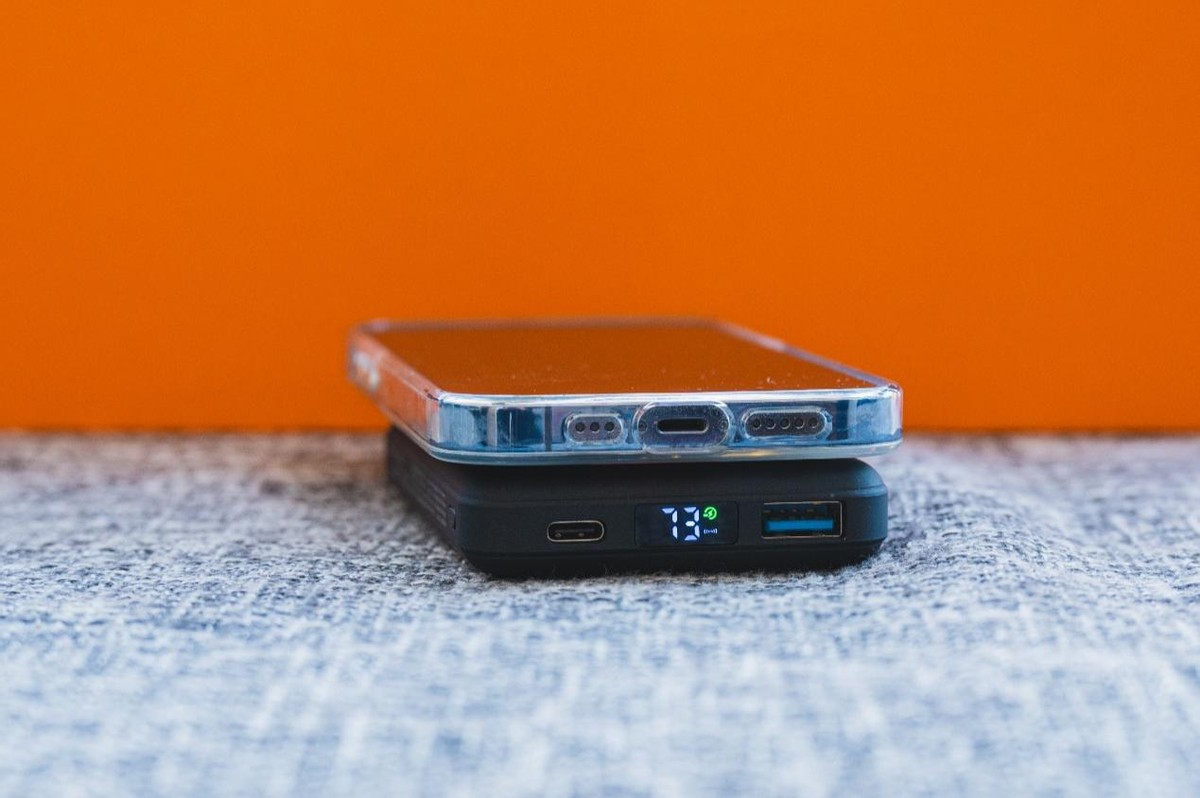 旅行中必带的三件东西,旅行必备10件神器降噪耳机