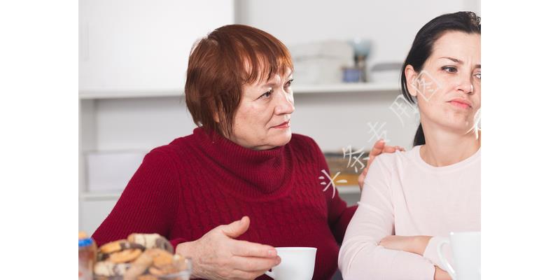 分家时大伯把烂滩地全给我爸，如今这里建高速，大伯肠子都悔青了