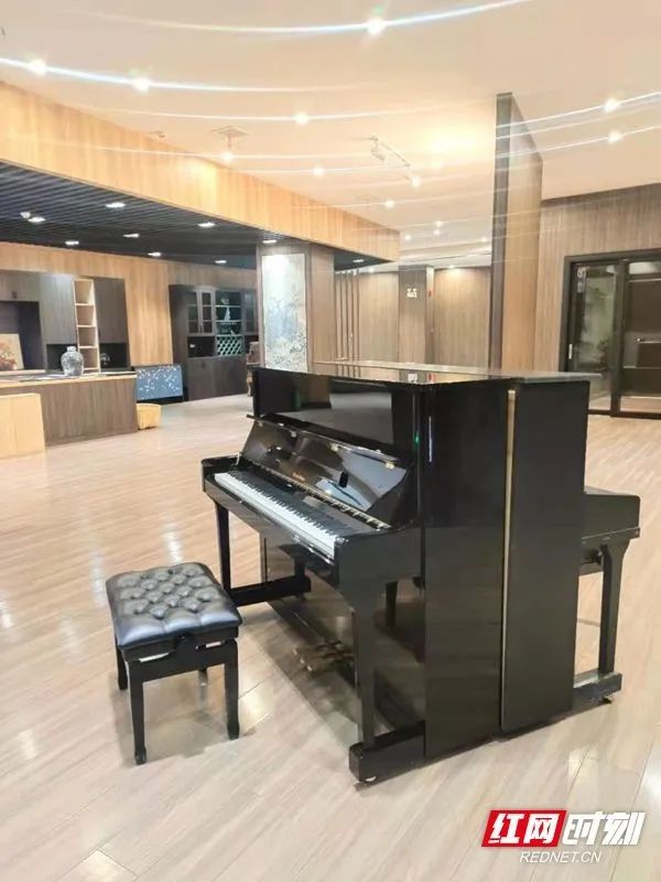 一根竹子铺就致富路,一根竹子挖动万亿产业