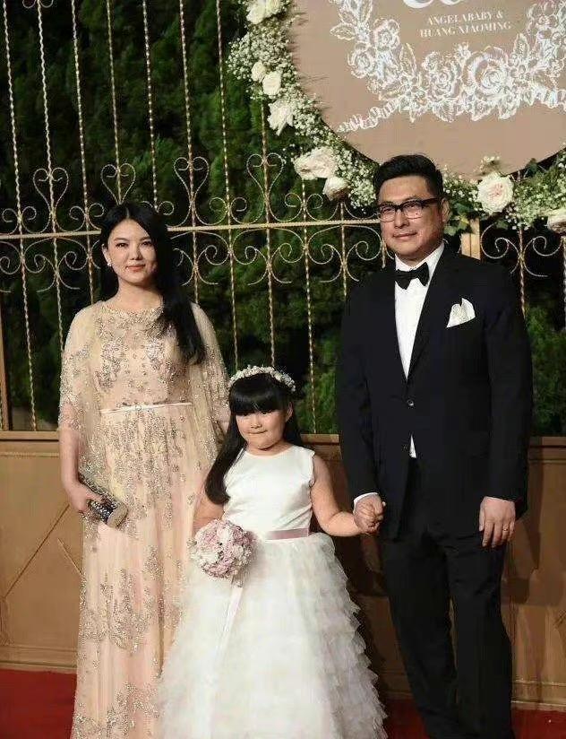 黄晓明Angelababy离婚，回顾两人世纪婚礼嘉宾现状，有7对离婚