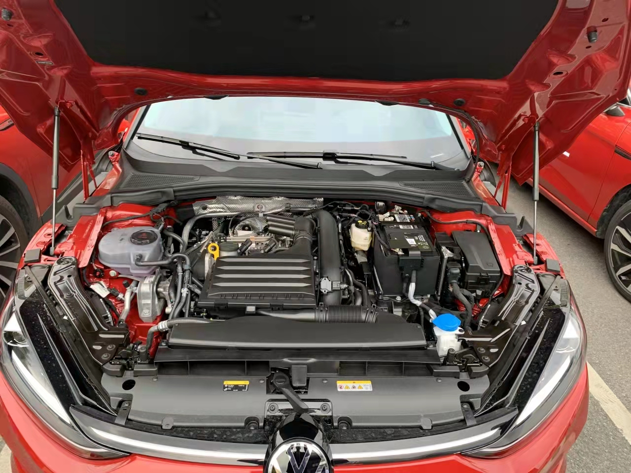 凌渡l和天籁哪个更值得购买,放弃雅阁买了思域