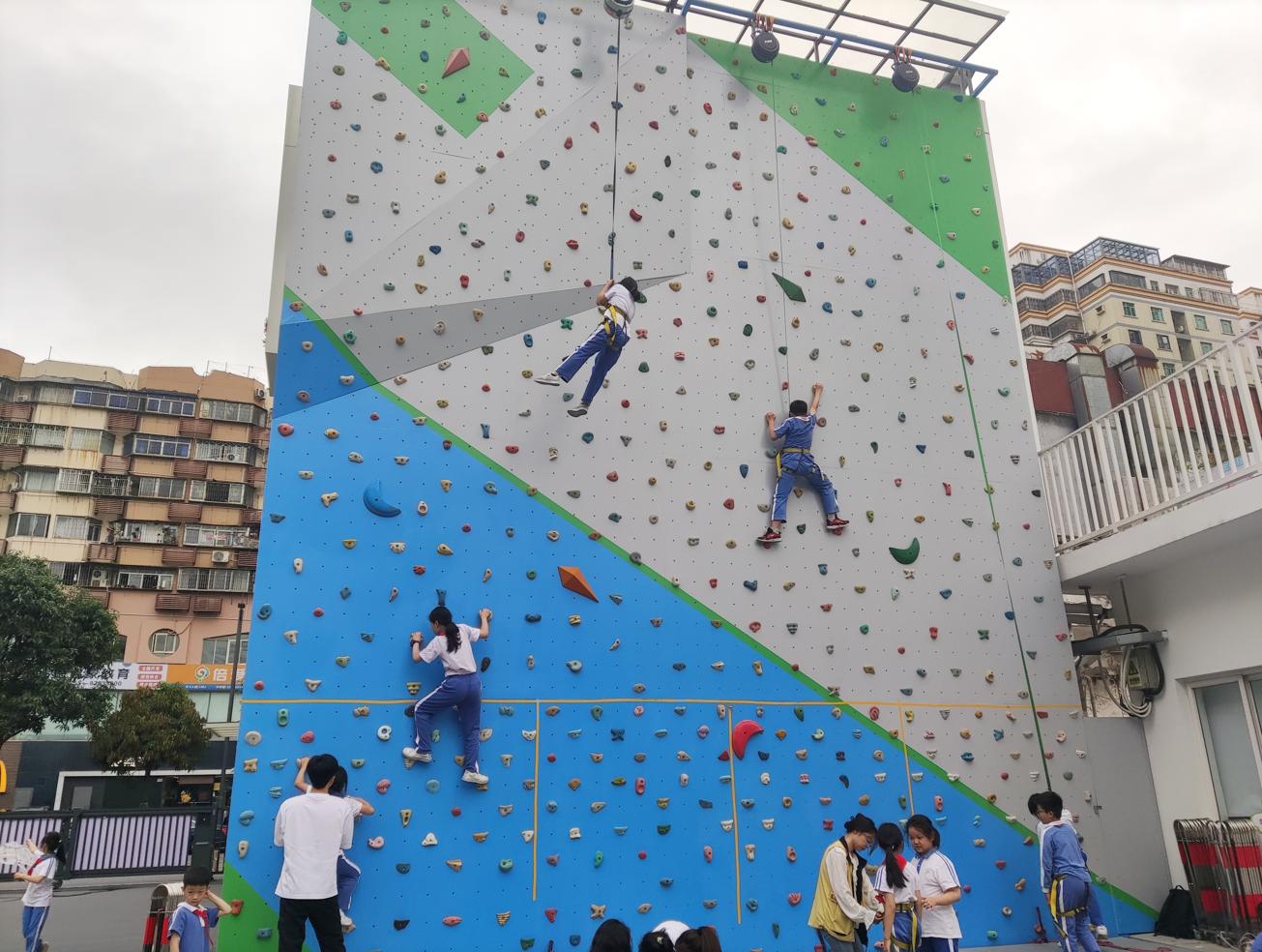 两年内，从“城中村小”迈向精品学校！深圳罗湖这所老校是咋做到的？