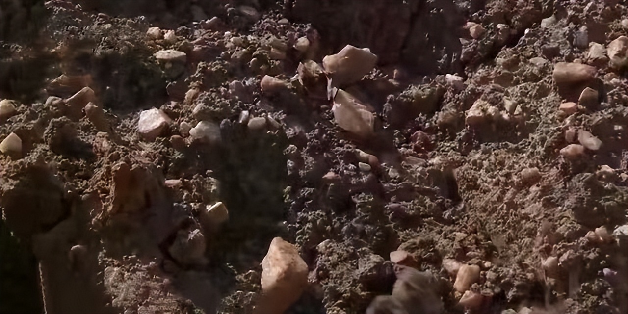 石英砂光伏多少钱一吨,光伏高纯石英砂2023价格表