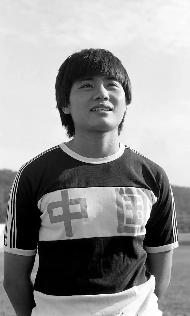 从冠军到冠军,水庆霞的足球生涯